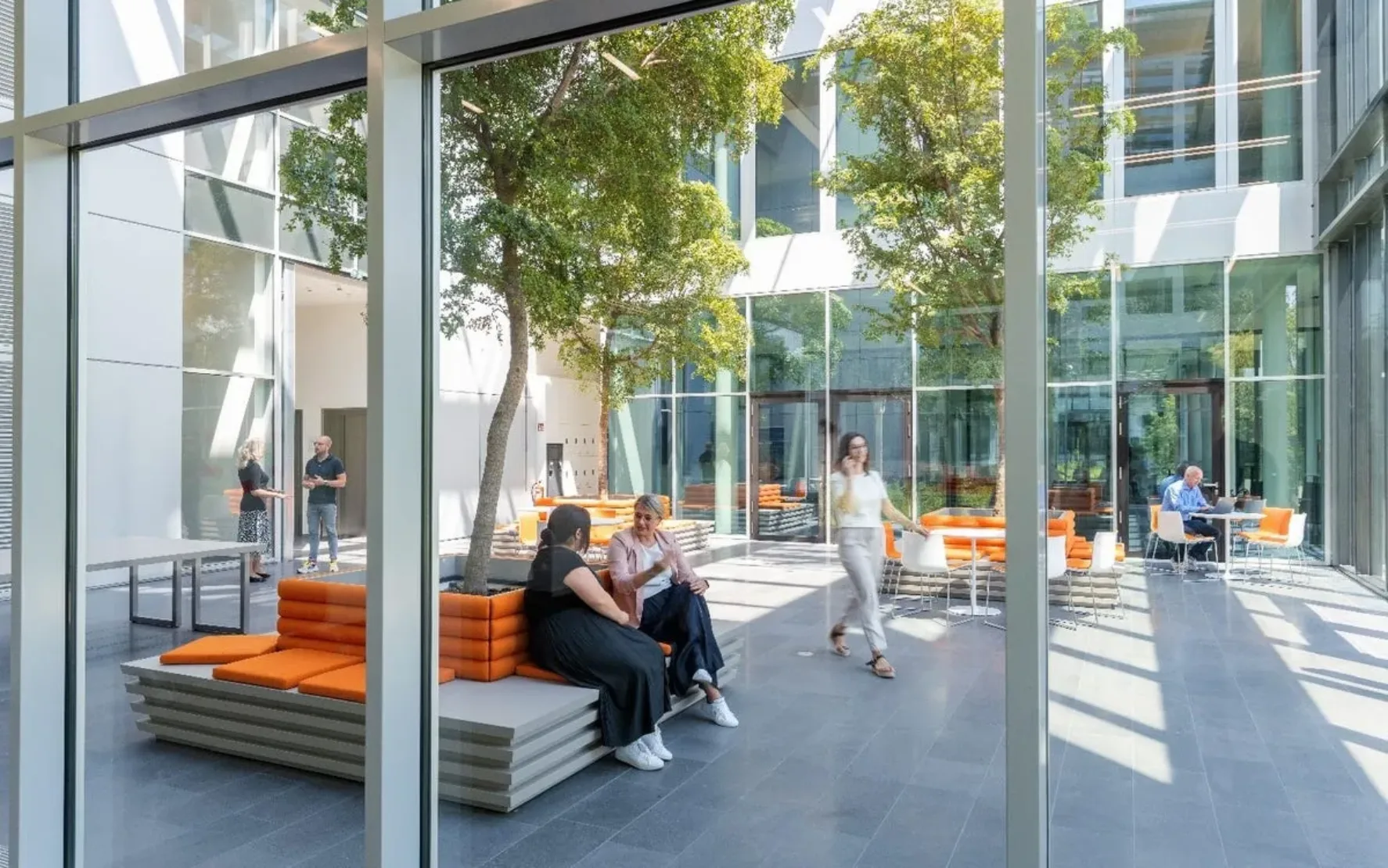 DKV Mobility steigert Kundensupport-Effizienz mit Project VIVA