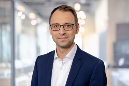 Robert Hartl - CEO, Virtivity GmbH