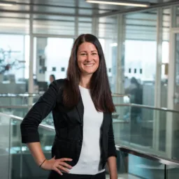 Christine Peter, Chief Human Resources Officer von Variosystems AG