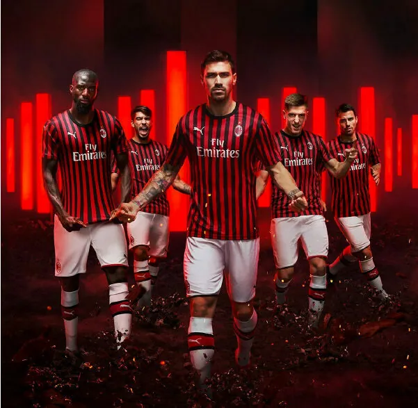 Men in PUMA sports outfit