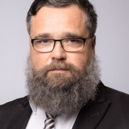 Portrait Thomas Joschenak, Head of Department Human Capital Management, Erste Digital