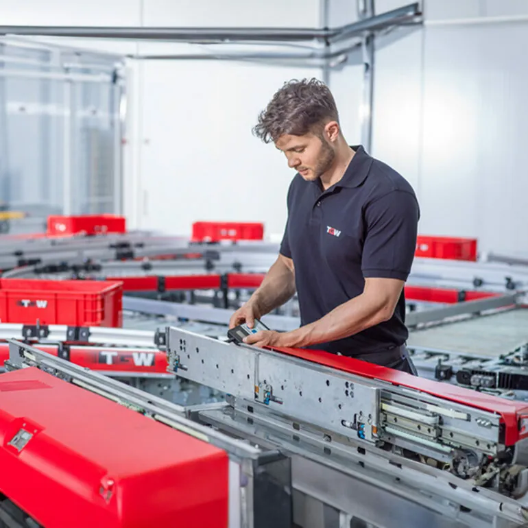 TGW Logistics - valantic Reference APS Software wayRTS