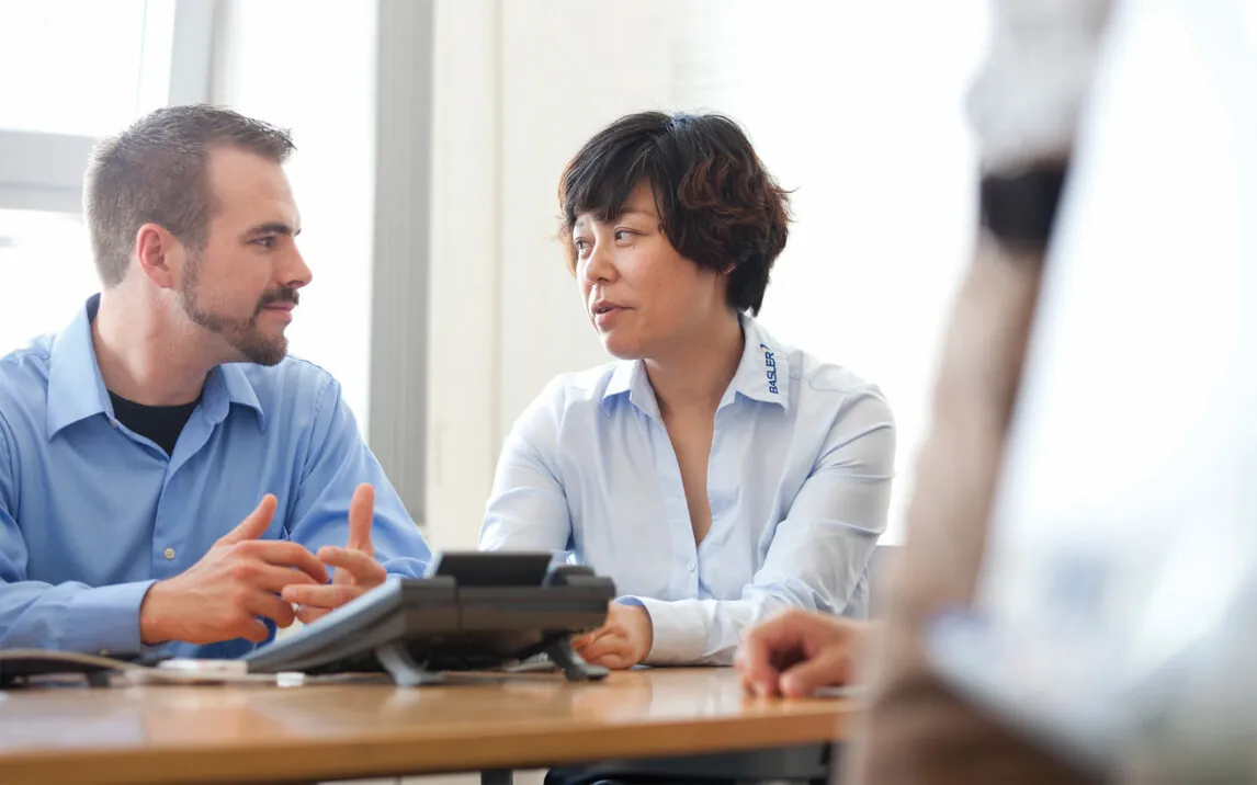 Basler Mitarbeiter*innen im Gespräch