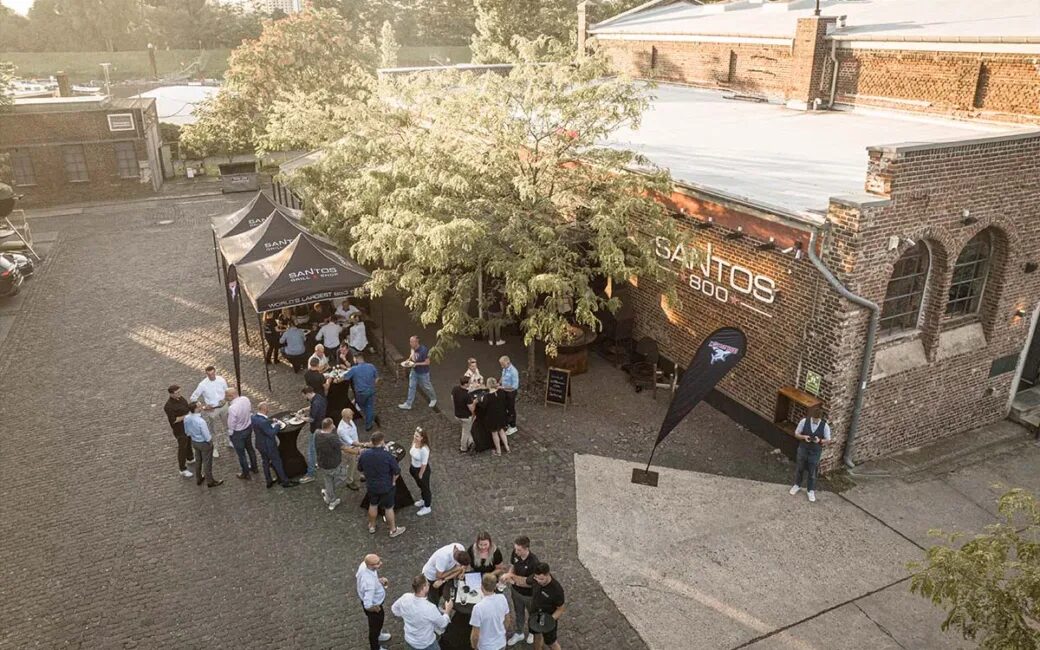 Santos Grill Eventlocation Außenansicht