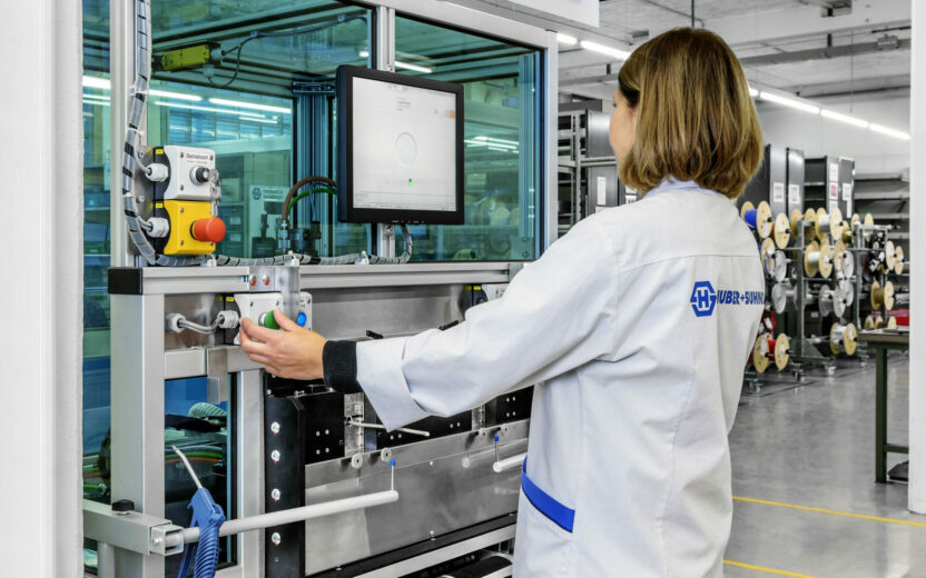 Production FiberOptics-Herisau Switzerland, Huber+Suhner