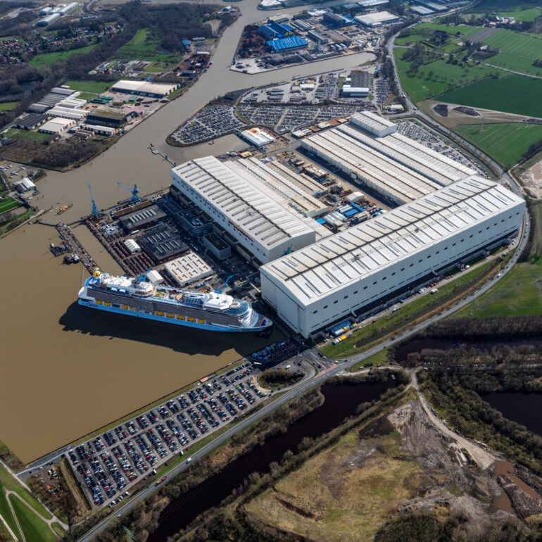 Meyer Werft Luftaufnahme des Geländes