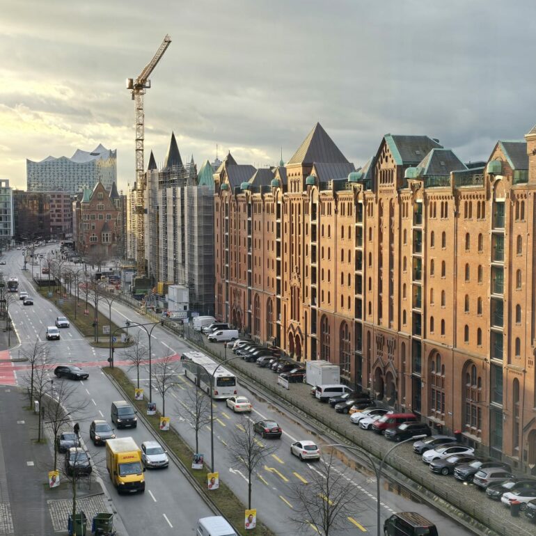 Aussicht auf die Speicherstadt - valantic Office Ericuskontor Hamburg Hafencity