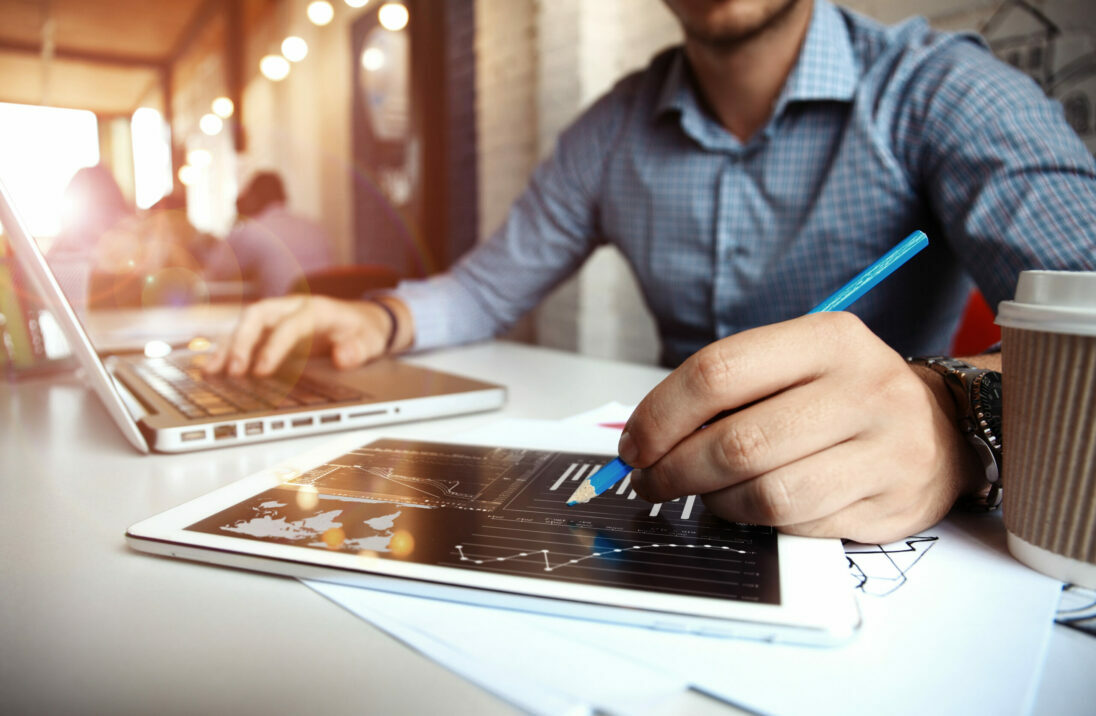 Integrated business planning with APOLLO