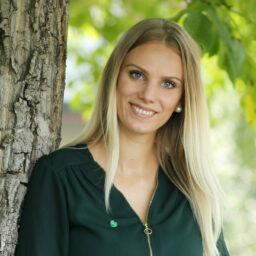 Portrait von Sarah Valda, Digital Strategy & Platform, Steirische Tourismus und Standort Marketing GmbH