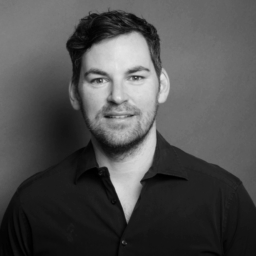 Porträt von Sven Markschläger, Chief Digital Officer bei Krombacher