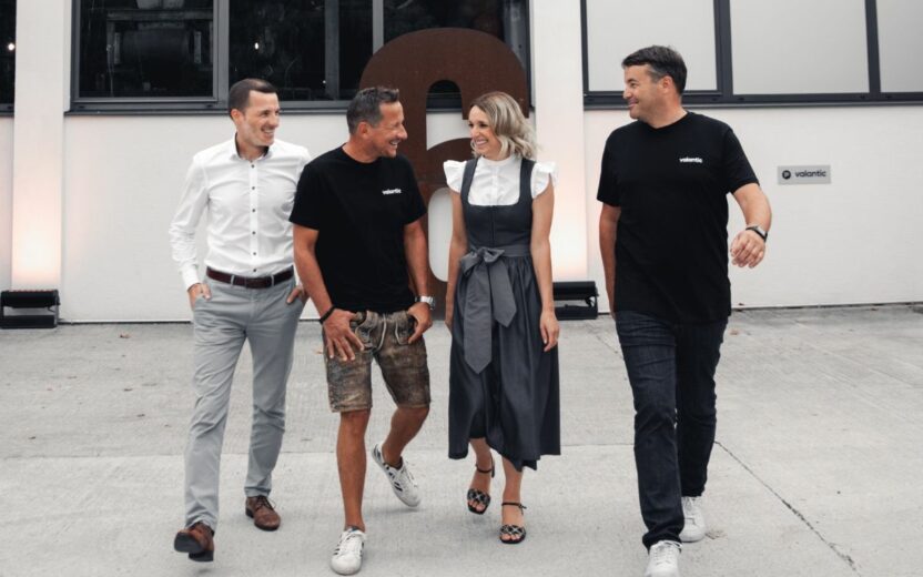 Das CEO-Team von valantic Austria, von links nach rechts: Stephan Siller, Patrick Edelmayr, Ines Eschbacher und Roland Dessovic.