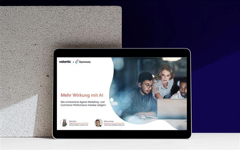Mockup zum Webinar "Mehr Wirkung mit AI: Wie orchestrierte Agents Marketing- und Commerce-Performance messbar steigern" mit valantic und Optimizely