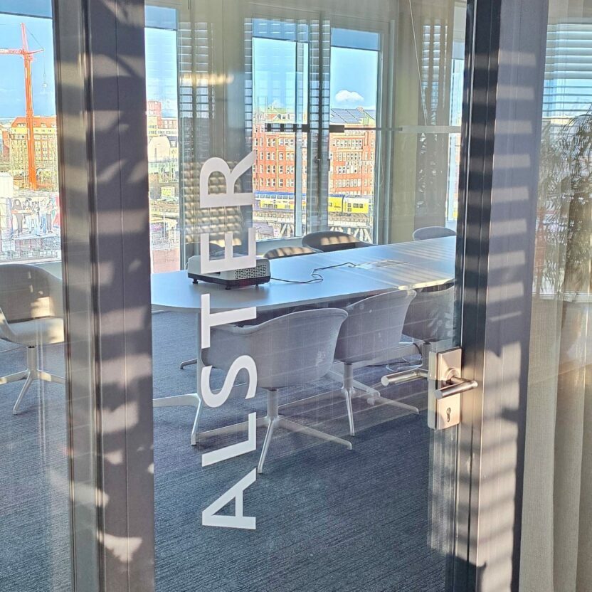 Meetingraum im valantic Office in der Hafencity Hamburg