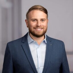 Felix Herterich, Head of Business Development & AI bei valantic