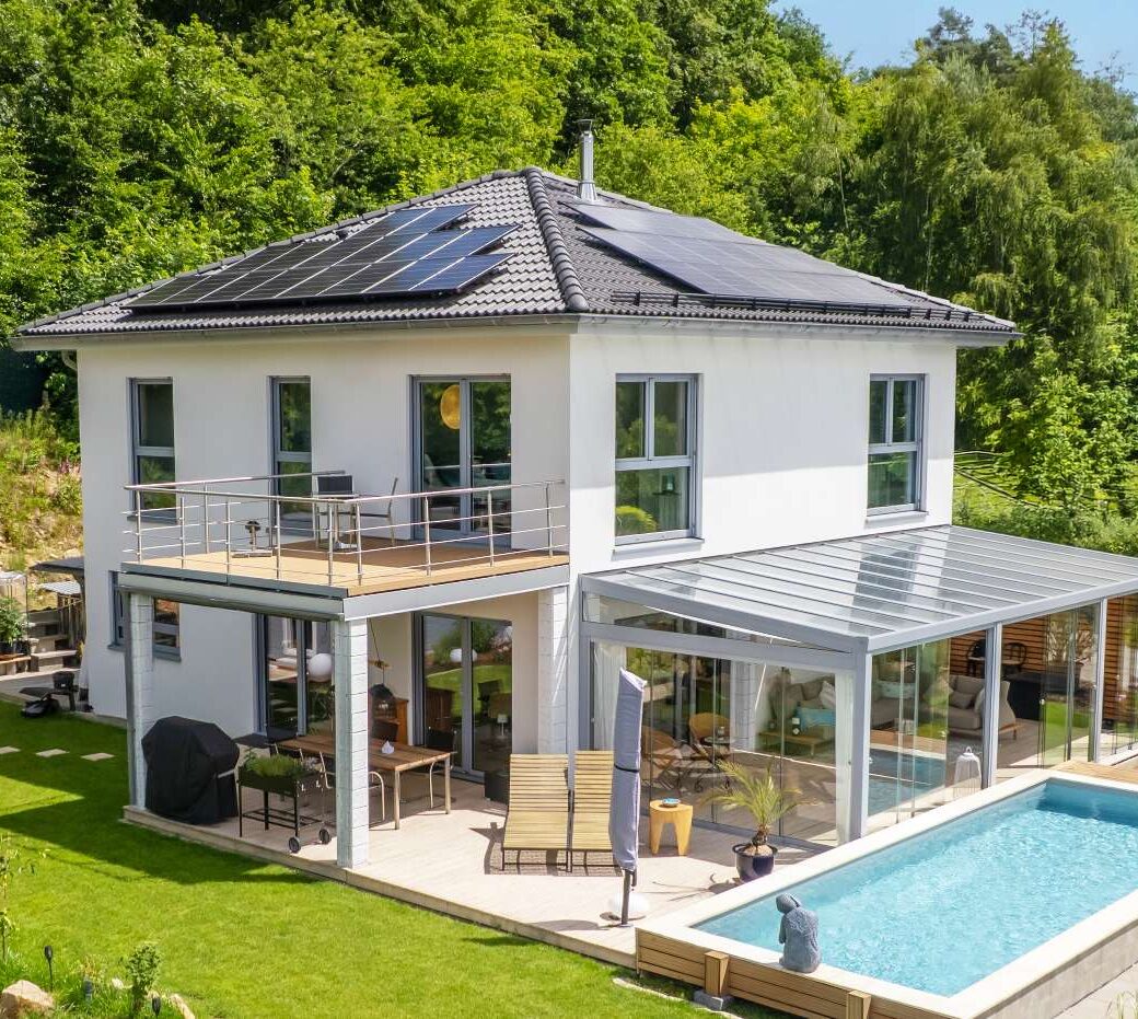 A prefabricated home from STREIF Haus GmbH, which has implemented valantic SAP Cloud ERP for its finance department.