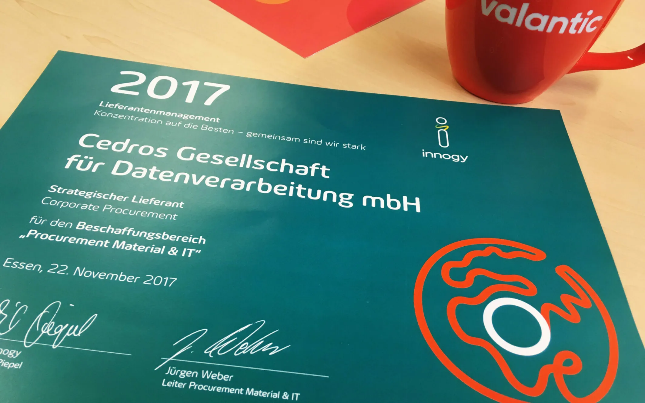 Bild des Zertifikats von innogy, valantic als Strategischer Lieferant ausgezeichnet