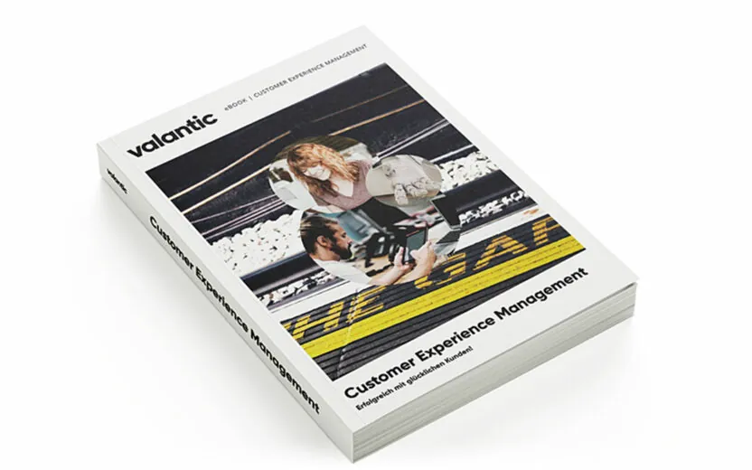 eBook_Digital Now_Mockup_16zu10 Bild eines Buches, valantic eBook "Customer Experience Management - Erfolgreich mit glücklichen Kunden!"
