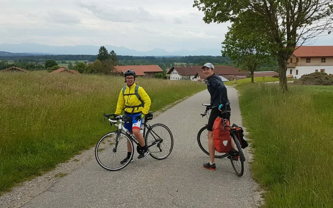 Picture of Tamas und Erich while cycling