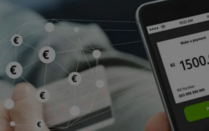 Bild eines smartphones mit einer Zahlung auf dem screen, valantic Case Study Instant-Payment-Plattform RTPE