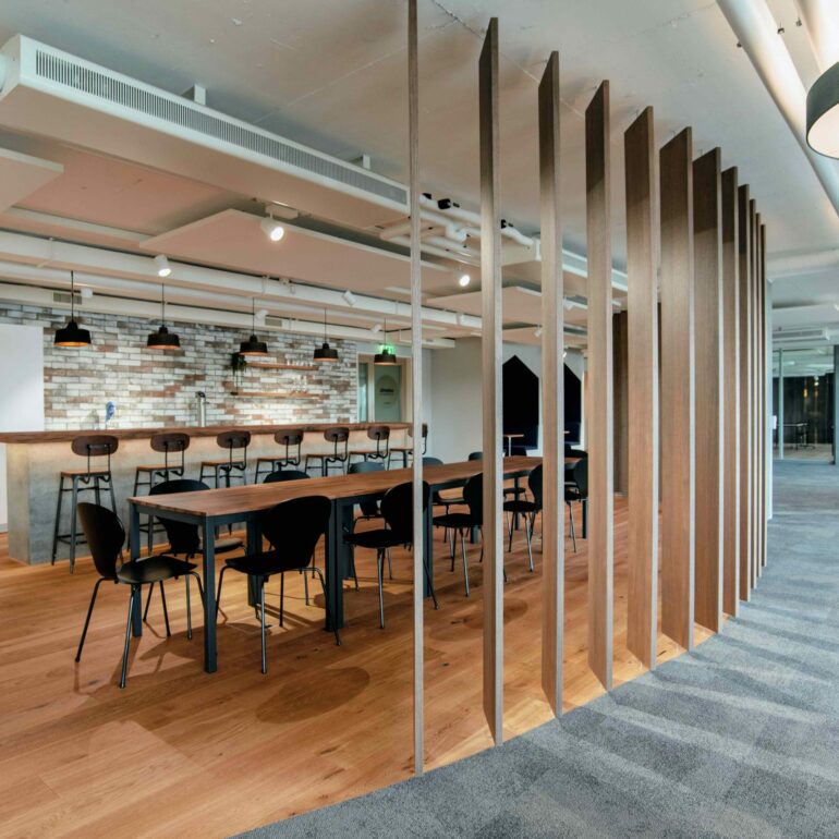 Essbereich und Küche bei valantic Customer Engagement & Commerce in der Schweiz, St. Gallen