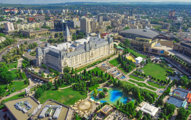 Photo of Iasi city view with Culture Palace