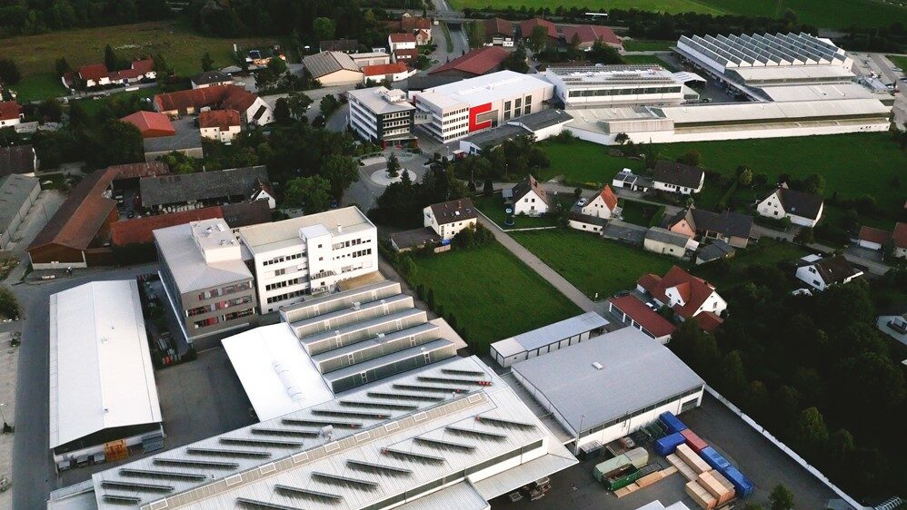 Luftaufnahme des Standortes Hamlar von Grenzebach, Intralogistik