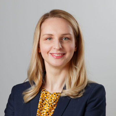 Porträt von Julia Ebke, Managing Consultant bei valantic ERP Consulting