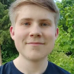 Porträt von Juri Hofmann, Azubi Fachinformatiker