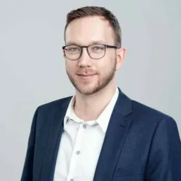 Portrait of Stephan Herteux, Principal at valantic Management Consulting GmbH