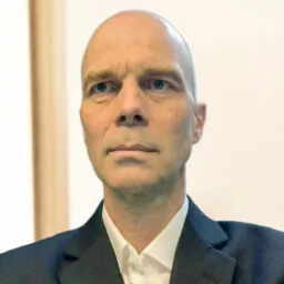 Fredi Tschumi visana success story microstrategy