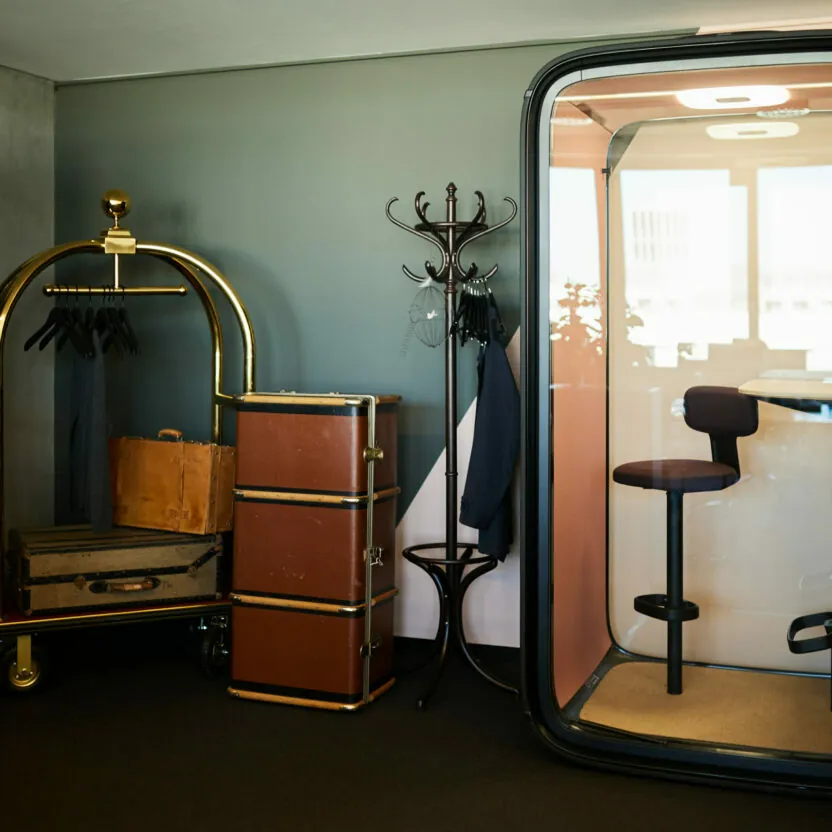 Photo of an office phone booth in the valantic CX office in Mannheim.