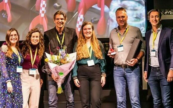 Lobbes en valantic team winnen award