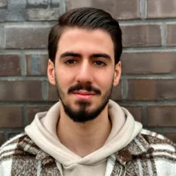 Harun Gür, valantic