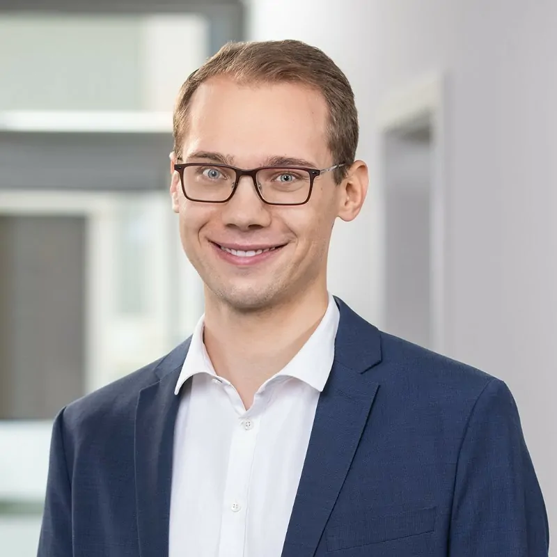 Porträt von Tobias Ganowski, IT-Analyst und Junior Consultant beim Marktforschungs- und Analystenhaus Lünendonk & Hossenfelder