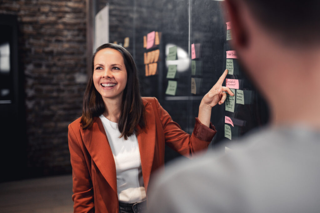 Zwei Web-Designer von valantic Austria im Austausch.